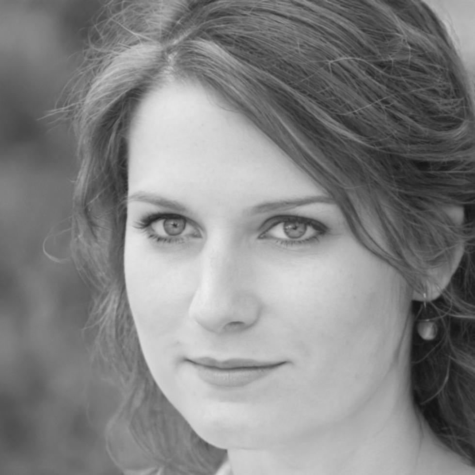 Retrato de Elira Vukoja, directora de formación en marithalux